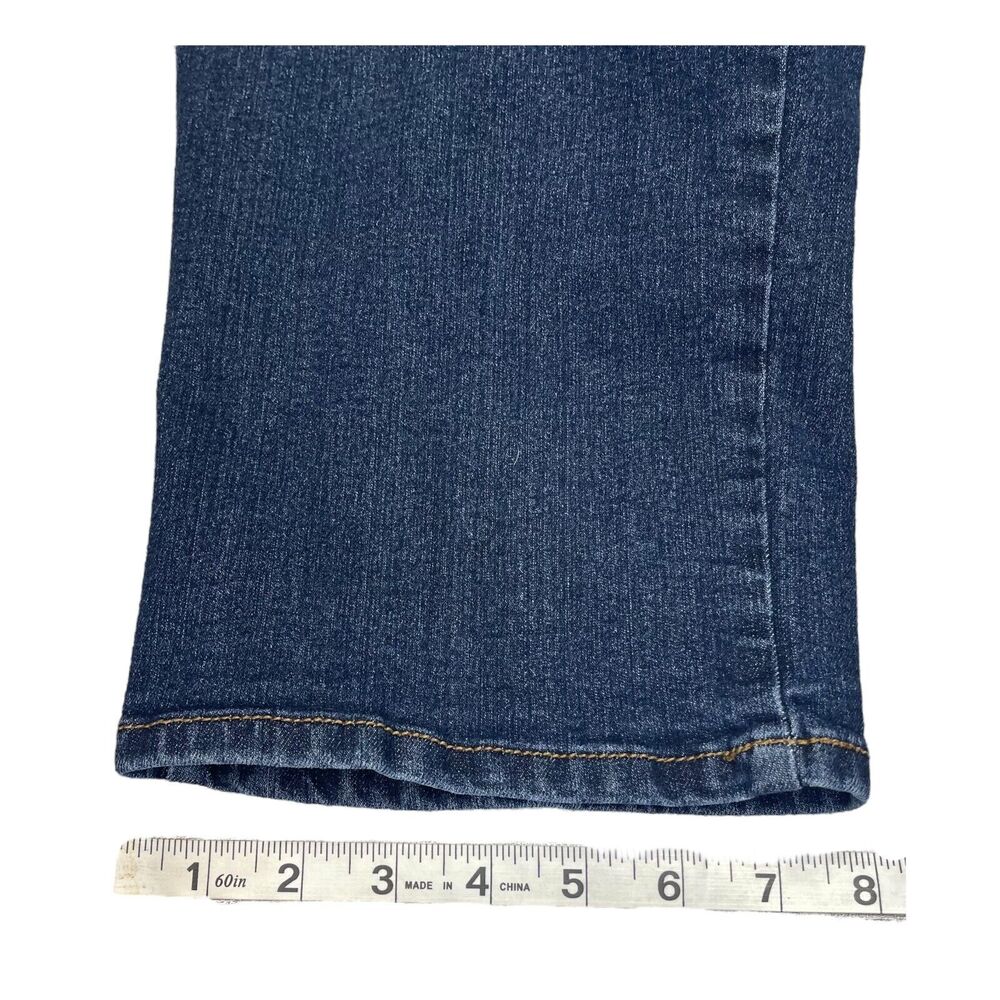 Gloria Vanderbilt Amanda Jeans Women's 18 Blue Denim Wide leg 5-Pocket Zip Fly - Picture 8 of 8